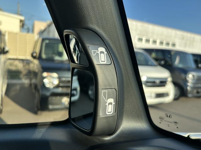 �y�s�^���~���[�z�^�]�Ȃɍ�������ԂŎ��p�ɂȂ�₷��������N���}�̌��̗l�q�܂Ŋm�F�ł��A���񂹂�c�񒓎ԁA�Ԍɓ���̍ۂɖ𗧂��܂��B