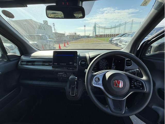 Ｎ－ＷＧＮカスタム Ｌホンダセンシング　純正ナビ　ＥＴＣ　ＬＥＤ　アルミホイール　シートヒーター　コーナーセンサ　横滑り防止機能　ワンオーナー車　盗難防止システム　Ａライト　禁煙　パワーステアリング　サイドエアバッグ　フルオートエアコン（2枚目）