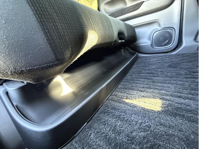 Ｎ－ＷＧＮカスタム Ｌホンダセンシング　純正ナビ　ＥＴＣ　ＬＥＤ　アルミホイール　シートヒーター　コーナーセンサ　横滑り防止機能　ワンオーナー車　盗難防止システム　Ａライト　禁煙　パワーステアリング　サイドエアバッグ　フルオートエアコン（17枚目）