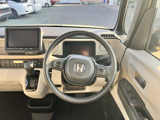 Ｎ－ＢＯＸ ファッションスタイル　レンタカーアップ　純正ナビ　ＥＴＣ　ドラレコ　両側電動ドア　ＬＥＤ　シートヒーター　ワンオーナー車　ＵＳＢ接続　禁煙車　フルオートエアコン　Ｂカメラ　カーテンエアバック　キーフリー　整備記録簿　ＡＢＳ（9枚目）