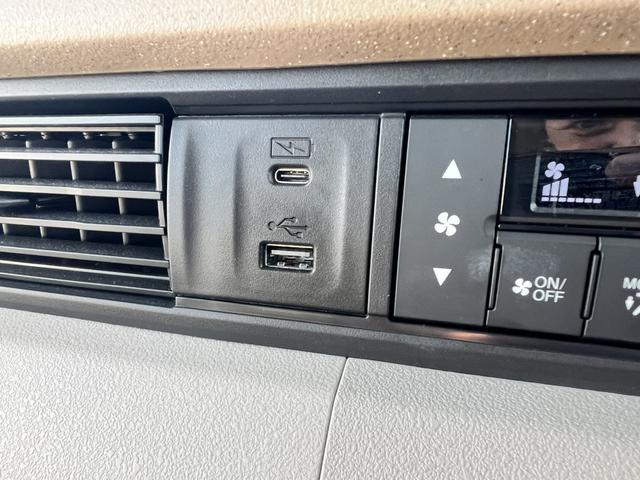 Ｎ－ＢＯＸ ファッションスタイル　レンタカーアップ　純正ナビ　ＥＴＣ　ドラレコ　両側電動ドア　ＬＥＤ　シートヒーター　ワンオーナー車　ＵＳＢ接続　禁煙車　フルオートエアコン　Ｂカメラ　カーテンエアバック　キーフリー　整備記録簿　ＡＢＳ（15枚目）