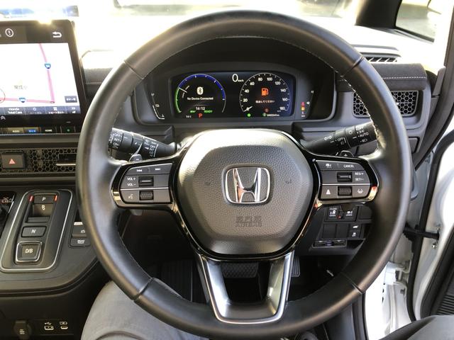 ステップワゴン ｅ：ＨＥＶスパーダプレミアムライン　純正ナビ　ＥＴＣ　前後ドラレコ　ブラインドスポットインフォメーション　両側電動ドア　ＬＥＤ　アルミホイール　リアエアコン　ＵＳＢ　地デジ　フルオートエアコン　サイドカメラ　助手席エアバッグ　Ｂカメラ（11枚目）