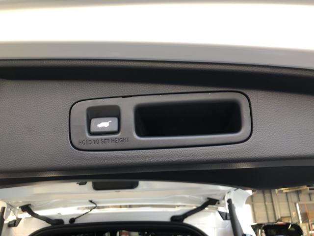 ステップワゴン ｅ：ＨＥＶスパーダプレミアムライン　純正ナビ　ＥＴＣ　前後ドラレコ　ブラインドスポットインフォメーション　両側電動ドア　ＬＥＤ　アルミホイール　リアエアコン　ＵＳＢ　地デジ　フルオートエアコン　サイドカメラ　助手席エアバッグ　Ｂカメラ（34枚目）