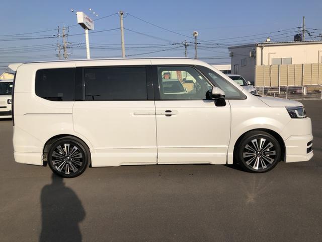 ステップワゴン ｅ：ＨＥＶスパーダプレミアムライン　純正ナビ　ＥＴＣ　前後ドラレコ　ブラインドスポットインフォメーション　両側電動ドア　ＬＥＤ　アルミホイール　リアエアコン　ＵＳＢ　地デジ　フルオートエアコン　サイドカメラ　助手席エアバッグ　Ｂカメラ（42枚目）