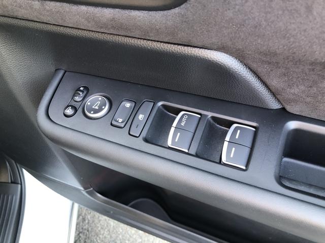 ステップワゴン ｅ：ＨＥＶスパーダプレミアムライン　純正ナビ　ＥＴＣ　前後ドラレコ　ブラインドスポットインフォメーション　両側電動ドア　ＬＥＤ　アルミホイール　リアエアコン　ＵＳＢ　地デジ　フルオートエアコン　サイドカメラ　助手席エアバッグ　Ｂカメラ（73枚目）