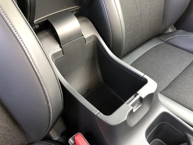 ヴェゼル ｅ：ＨＥＶＺ　純正ナビ　ＥＴＣ　前後ドラレコ　ブラインドスポットインフォメーション　ＬＥＤ　アルミホイール　ワンオーナー車　パワーＲゲート　盗難防止　スマートキ－　オートライト　キーフリーシステム　禁煙　ＶＳＡ（25枚目）