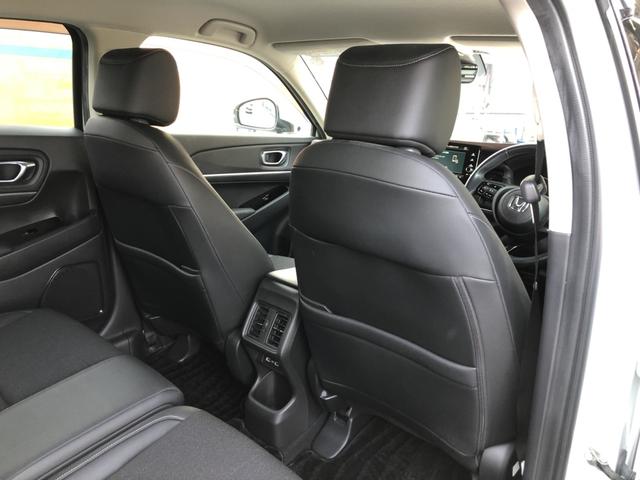 ヴェゼル ｅ：ＨＥＶＺ　純正ナビ　ＥＴＣ　前後ドラレコ　ブラインドスポットインフォメーション　ＬＥＤ　アルミホイール　ワンオーナー車　パワーＲゲート　盗難防止　スマートキ－　オートライト　キーフリーシステム　禁煙　ＶＳＡ（26枚目）