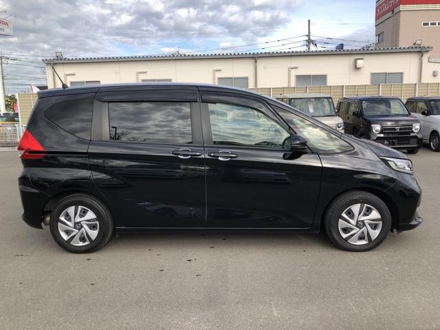 フリードハイブリッド ハイブリッド・G 純正ナビ ETC LED 両側電動ドア シートヒーター ワンオーナー 禁煙車 レーダーブレーキサポート 地デジフルセグ イモビ 両側オートスライドドア キーレス ESC 三列シート パワーウインドウ(30枚目)