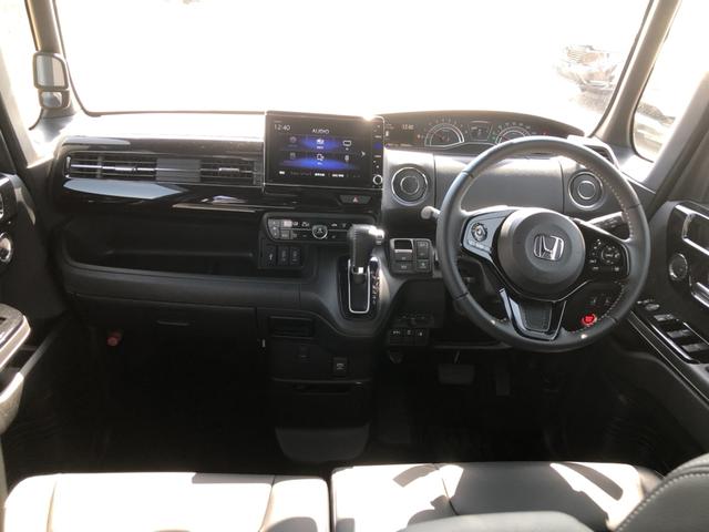 Ｎ－ＢＯＸカスタム Ｌターボ　純正ナビ　ＥＴＣ　前後ドラレコ　両側電動ドア　ＬＥＤ　シートヒーター　アルミホイール　両側電動Ｄ　セキュリティアラーム　誤発信抑制　フルオートエアコン　Ｓヒーター　地デジフルセグ　Ｂカメ　Ｉストップ（2枚目）