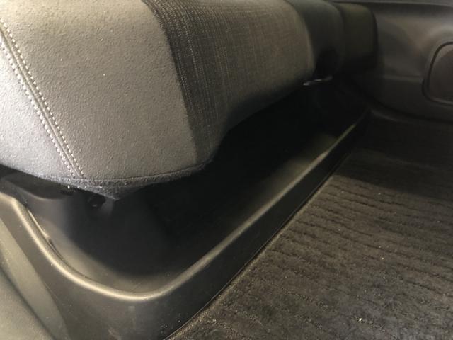 �y��ȑ������[�z�u���ꏊ�ɍ���P��u���C�́A���A�V�[�g�̉��ɂ�������Ǝ��[�o���܂��I