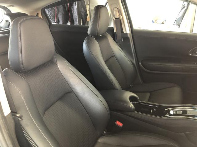 ヴェゼル ハイブリッドＺ・ホンダセンシング　純正ナビ　ＥＴＣ　ＬＥＤ　アルミホイール　ホンダセンシング　地デジチューナー　スマートキ－　運転席助手席エアバッグ　１オーナ－　ＥＳＣ　ＡＢＳ　ＤＶＤ再生機能　ＵＳＢ接続　サイドカーテンエアバック（3枚目）