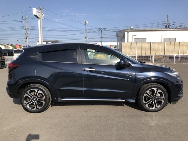 ヴェゼル ハイブリッドＺ・ホンダセンシング　純正ナビ　ＥＴＣ　ＬＥＤ　アルミホイール　ホンダセンシング　地デジチューナー　スマートキ－　運転席助手席エアバッグ　１オーナ－　ＥＳＣ　ＡＢＳ　ＤＶＤ再生機能　ＵＳＢ接続　サイドカーテンエアバック（34枚目）