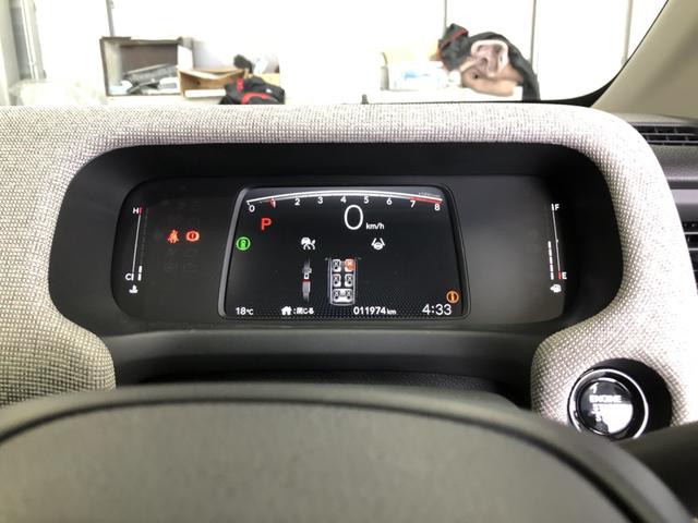 フリード エアー　試乗車アップ　純正ディスプレイオーディオ　ＥＴＣ　ドラレコ　両側電動ドア　車線逸脱警報装置　エコモード　スマ－トキ－　左右電動スライドドア　ワンオ－ナ－　衝突軽減システム　パワーウィンドウ　展示車（10枚目）