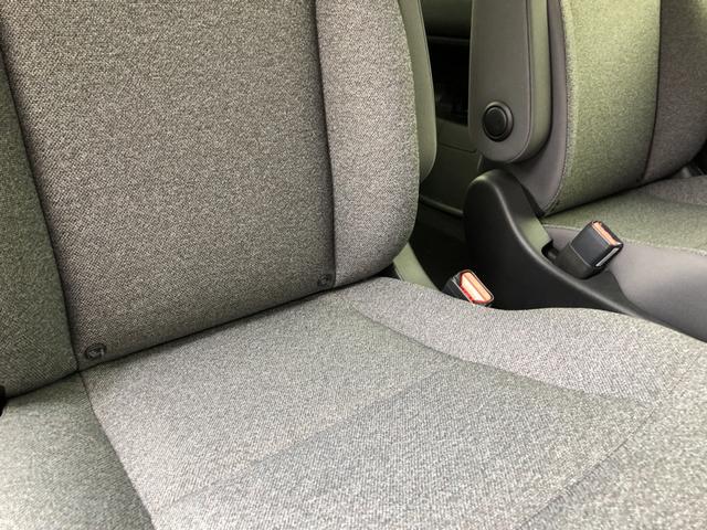 フリード エアー　試乗車アップ　純正ディスプレイオーディオ　ＥＴＣ　ドラレコ　両側電動ドア　車線逸脱警報装置　エコモード　スマ－トキ－　左右電動スライドドア　ワンオ－ナ－　衝突軽減システム　パワーウィンドウ　展示車（22枚目）