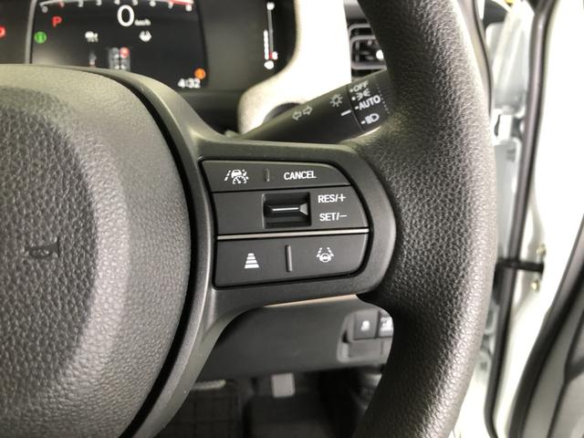 フリード エアー　試乗車アップ　純正ディスプレイオーディオ　ＥＴＣ　ドラレコ　両側電動ドア　車線逸脱警報装置　エコモード　スマ－トキ－　左右電動スライドドア　ワンオ－ナ－　衝突軽減システム　パワーウィンドウ　展示車（50枚目）