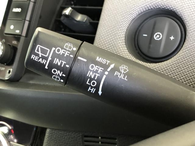 フィット クロスター　純正ナビ　ＥＴＣ　ＬＥＤ　アルミホイール　ワンオーナー　禁煙車　ＡＣＣ　レーンキープ　ＵＳＢ接続　バックモニター　前後ソナー　ＤＶＤ　カーテンエアバック　衝突被害軽減装置　横滑り防止装置　Ａストップ（50枚目）