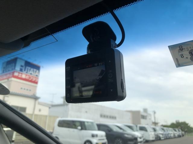 �y�O���h���C�u���R�[�_�[�z�O���Ƀh�����R�����Ă��܂��I�������������ׂ̈ɁA�قƂ�ǂ̕��������Ă��܂��I