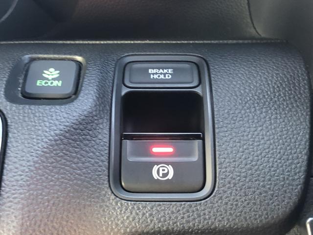 �y�d���p�[�L���O�u���[�L�E�u���[�L�z�[���h�z�ȒP�ȃ{�^������ŁA�����̉^�]�����K�ɂȂ�܂���