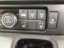 ベースグレード　レンタカーアップ　純正ナビ　ＥＴＣ　ドラレコ　両側電動ドア　シートヒーター　追突軽減ブレーキ　禁煙　Ｂカメ　ＵＳＢ　スマキー　アイドリング　ＬＥＤライト　オートエアコン　ドライブレコーダー　ＥＳＣ（18枚目）