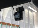 ベースグレード　レンタカーアップ　純正ナビ　ＥＴＣ　ドラレコ　両側電動ドア　ＬＥＤ　アルミホイール　追突軽減ブレーキ　禁煙　Ｂカメ　ＵＳＢ　スマキー　アイドリング　オートエアコン　ドライブレコーダー　オートライト（9枚目）