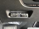 フィット ｅ：ＨＥＶクロスター　純正ナビ　ＥＴＣ　前後ドラレコ　ＬＥＤ　アルミホイール　ワンオーナー　禁煙車　ＣＭＢＳ　横滑り防止機能　整備記録簿　ドラレコ付き　ＵＳＢ入力　パワステ　パワーウィンド　地デジＴＶ　サイドエアバッグ（8枚目）