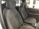 ｅ：ＨＥＶホーム　純正ナビ　ＥＴＣ　前後ドラレコ　ＬＥＤ　ワンオーナー　禁煙車　前後ブレーキサポート　盗難防止　クリアランスソナー　ＥＣＯモード　１オーナー　バックガイドモニター　スマートキー　オートクルーズ　記録簿付（12枚目）