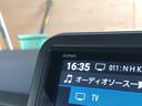ベースグレード　レンタカーアップ　純正ナビ　ＥＴＣ　ドラレコ　片側電動ドア　ＬＥＤ　シートヒーター　衝突軽減システム　スマートキ－　禁煙　カーテンエアバック　イモビライザー　ＥＣＯモード　横滑り防止　オートクルーズ（65枚目）