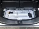 ベースグレード　レンタカーアップ　純正ナビ　ＥＴＣ　ドラレコ　片側電動スライド　禁煙車　ＵＳＢ接続　ＣＭＢＳ　Ｄレコ　ベンチシート　オートエアコン　スマートキ　ＬＥＤ　盗難防止装置　クルコン　バックカメラ　エアバッグ（33枚目）