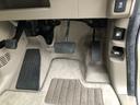 【運転席】アクセル、ブレーキはこのようになっております。