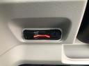 ベースグレード　レンタカーアップ　純正ナビ　ドラレコ　ＥＴＣ　片側電動スライド　クルーズコントロール　禁煙車　衝突軽減システム　スマートキ－　カーテンエアバック　イモビライザー　ＥＣＯモード　横滑り防止　キーフリー（9枚目）