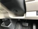 ベースグレード　試乗車アップ　純正ディスプレイオーディオ　片側電動スライドドア　ＬＥＤ　衝突軽減システム　スマートキ－　禁煙　カーテンエアバック　ＥＣＯモード　横滑り防止　オートクルーズ　キーフリー　オートエアコン（56枚目）