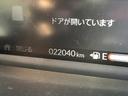 ベースグレード　レンタカーアップ　純正ナビ　ＥＴＣ　ドラレコ　両側電動ドア　Ｗ電動ドア　ＵＳＢ接続　ＣＭＢＳ　Ｄレコ　禁煙　ベンチシート　オートエアコン　スマートキ　ＬＥＤ　盗難防止装置　クルコン　バックカメラ（53枚目）