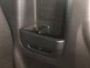 【後席用ドリンクホルダー】後部座席にもドリンクホルダーがついています！