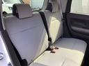 【後部座席】座り心地が良く快適なドライブを楽しんでいただけます！