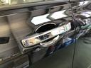 【ドアハンドル】Hondaスマートキーを携帯し、ロックボタン、ドアハンドルを操作することで施錠や解錠ができます。