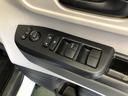 【運転席】アクセル、ブレーキはこのようになっております。