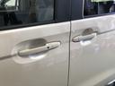 【ドアハンドル】Ｈｏｎｄａスマートキーを携帯し、ロックボタン、ドアハンドルを操作することで施錠や解錠ができます。