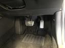 【運転席】アクセル、ブレーキはこのようになっております。