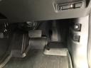 【運転席】アクセル、ブレーキはこのようになっております。
