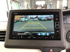 【バックカメラ】駐車時に安心のバックカメラが装備されています！ 6