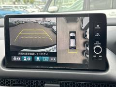 【マルチビューカメラシステム】クルマを上空から見下ろしたような映像が表示されます！さらに駐車がしやすくなります♪ 7