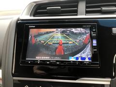 【バックカメラ】駐車時に安心のバックカメラが装備されています！ 6