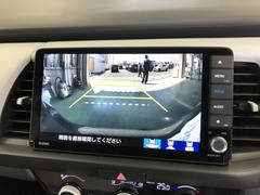 【バックカメラ】駐車時に安心のバックカメラが装備されています！ 6