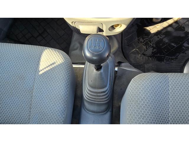 ハイゼットトラック ジャンボ　５速マニュアル　パワステ　パワーウィンドウ　エアコン　三方開　ＥＴＣ　社外オーディオ　規格外純正アルミホイール（6枚目）