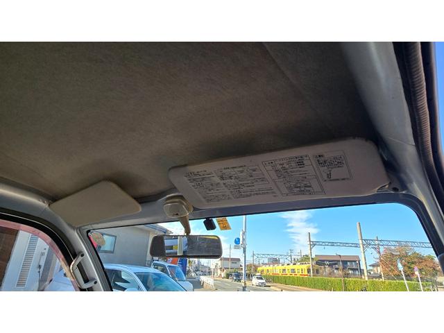 ハイゼットトラック ジャンボ　５速マニュアル　パワステ　パワーウィンドウ　エアコン　三方開　ＥＴＣ　社外オーディオ　規格外純正アルミホイール（31枚目）