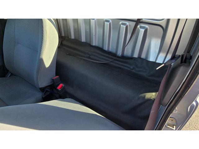 ハイゼットトラック ジャンボ　５速マニュアル　パワステ　パワーウィンドウ　エアコン　三方開　ＥＴＣ　社外オーディオ　規格外純正アルミホイール（35枚目）