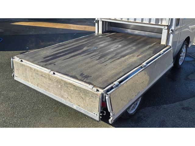 ハイゼットトラック ジャンボ　５速マニュアル　パワステ　パワーウィンドウ　エアコン　三方開　ＥＴＣ　社外オーディオ　規格外純正アルミホイール（40枚目）