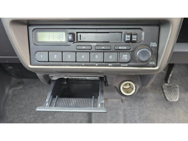 アクティトラック タウン 5速マニュアル 4WD 三方開 エアコン パワステ(4枚目)