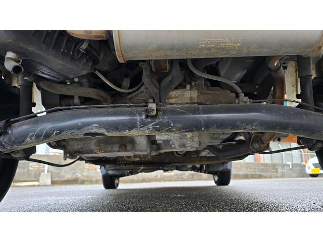 アクティトラック タウン 5速マニュアル 4WD 三方開 エアコン パワステ(16枚目)