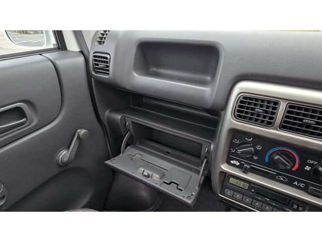 アクティトラック タウン 5速マニュアル 4WD 三方開 エアコン パワステ(23枚目)